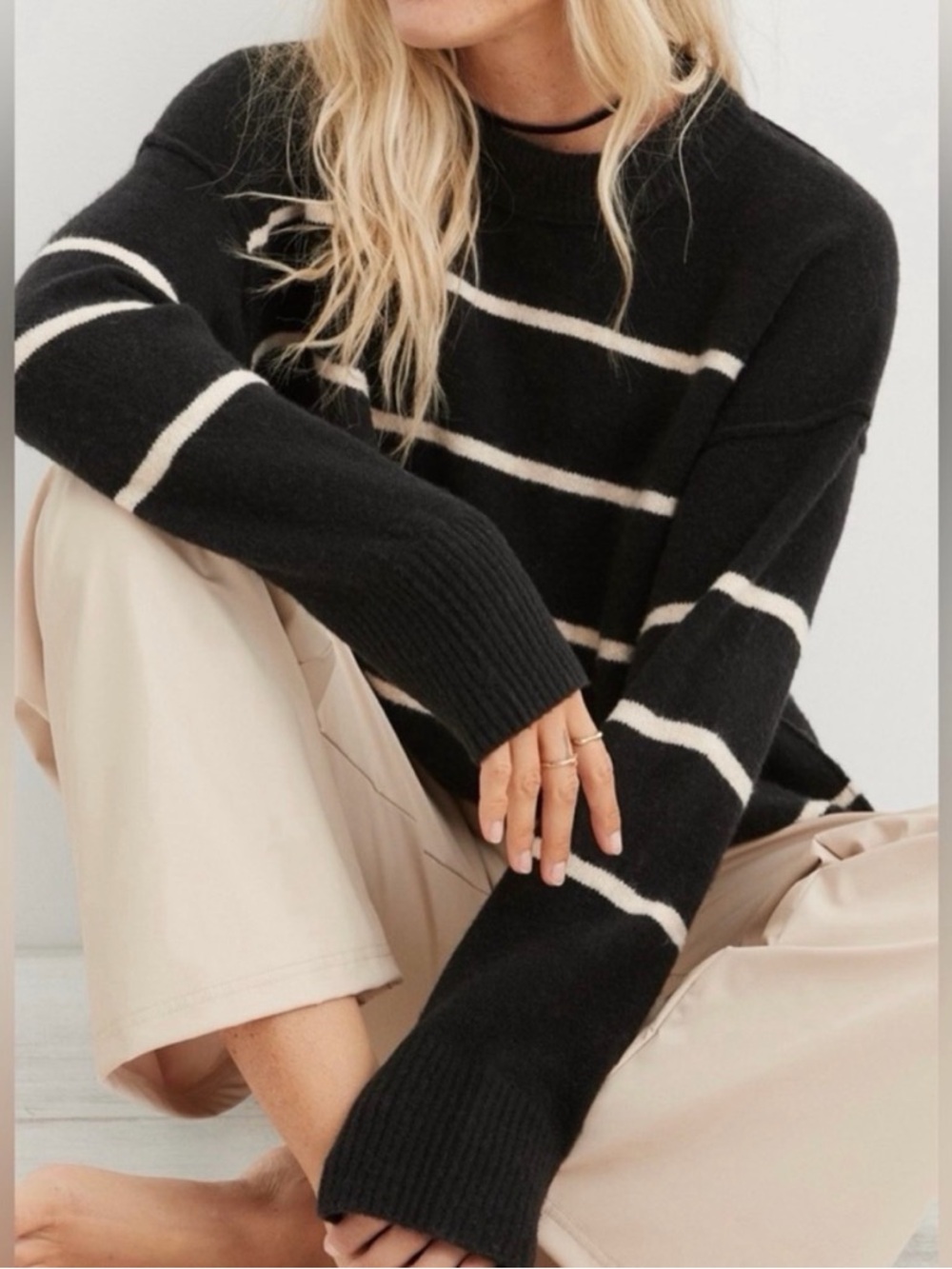 Aerie Black Striped Crewneck Sweater - Large